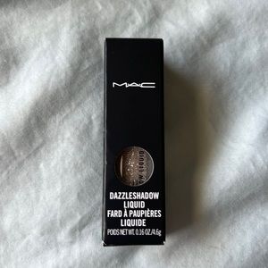 New in box Mac Cosmetics Dazzleshadow Liquid color “not afraid to sparkle”